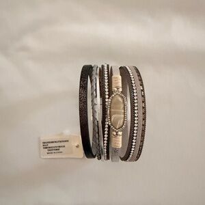 SAACHI Multi-Layer Bracelet